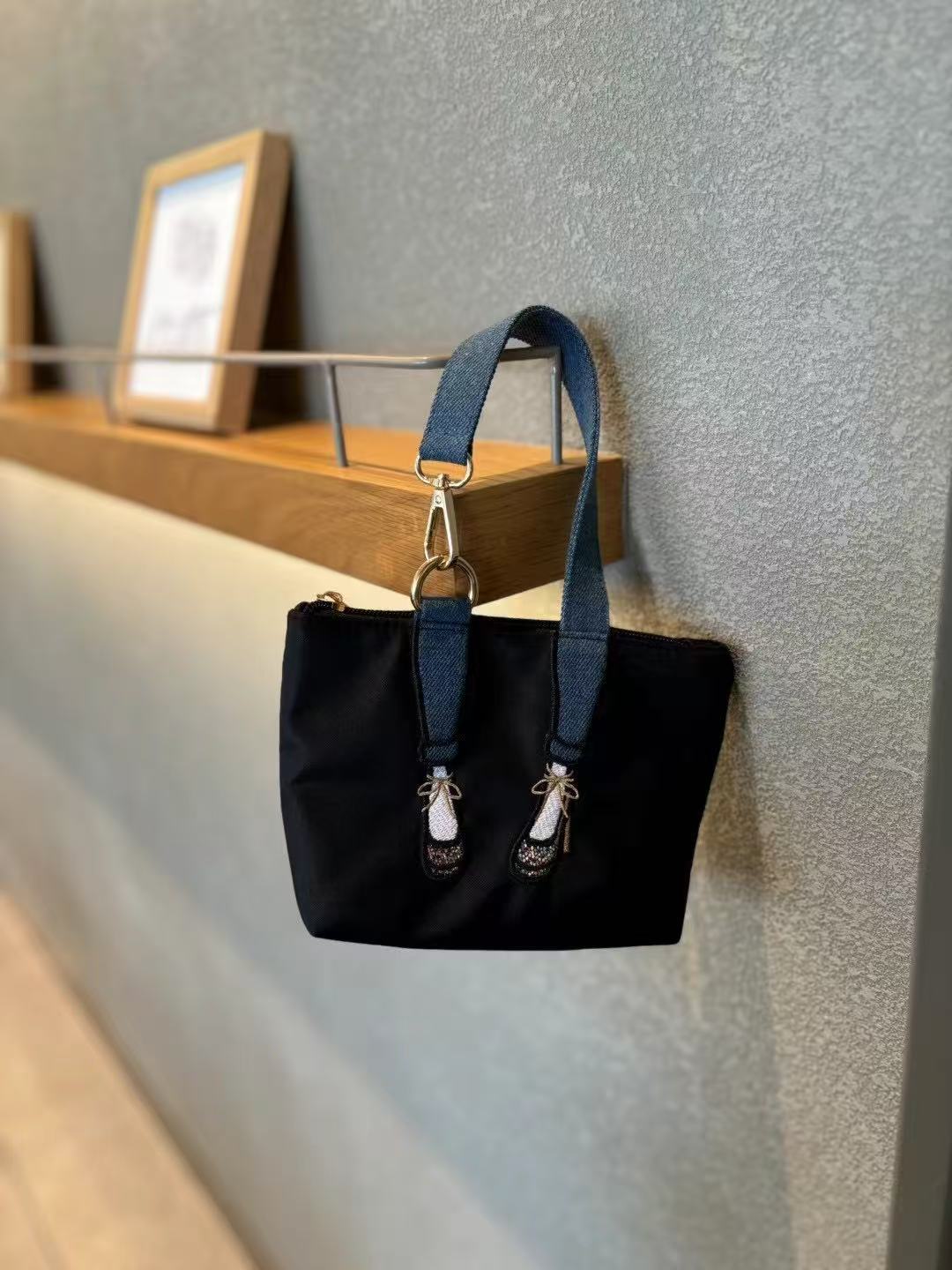Fashion Embroidered Zero Walle - Phone Accessories Hanging 评论和价格