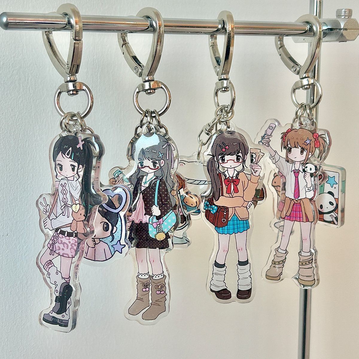 Cute Girl Aesthetic Acrylic Ph - Phone Accessories Hanging 评论和价格